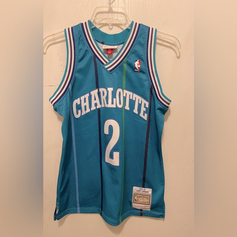 🆕listing…Charlotte Hornets Jersey